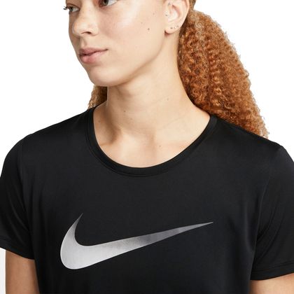 Camiseta Nike One Dri-FIT Swoosh Preta Feminina
