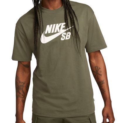 Camiseta Nike Sb TEE Logo Verde Masculina Verde 2M