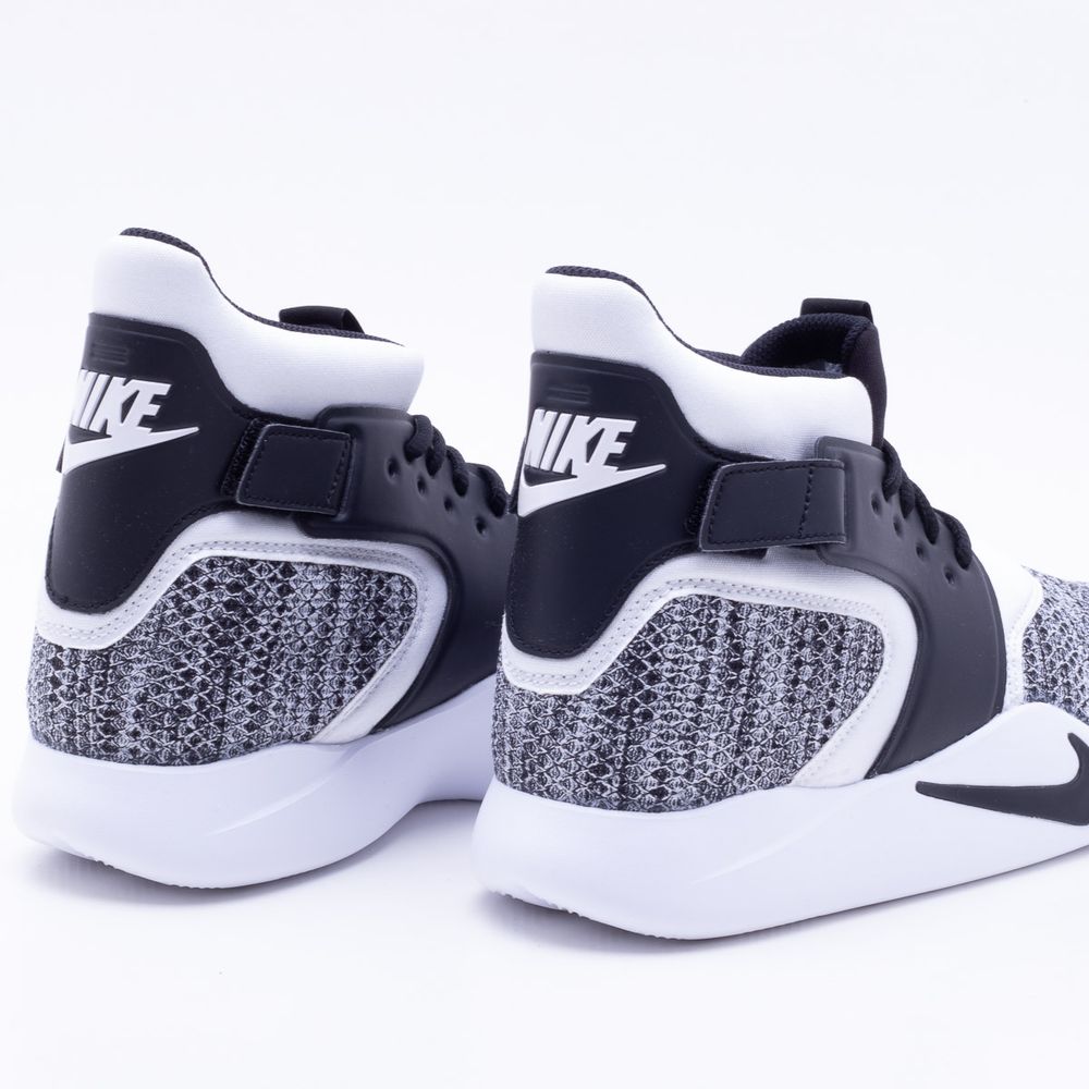 nike incursion