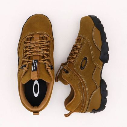 tenis oakley paqueta esportes