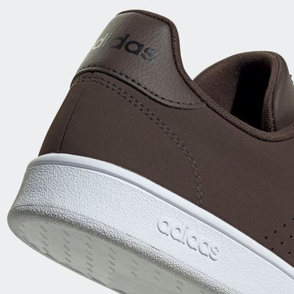 adidas advantage marrom